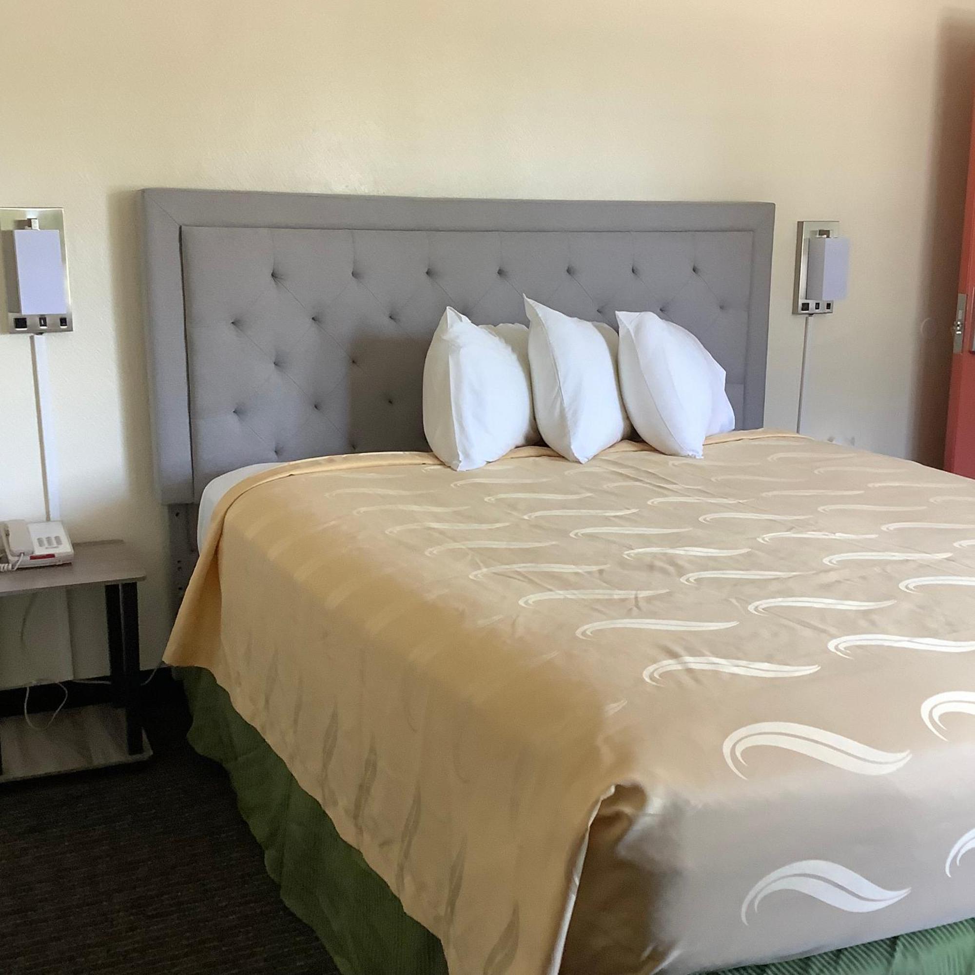 National 9 Motel Santa Cruz Zewnętrze zdjęcie