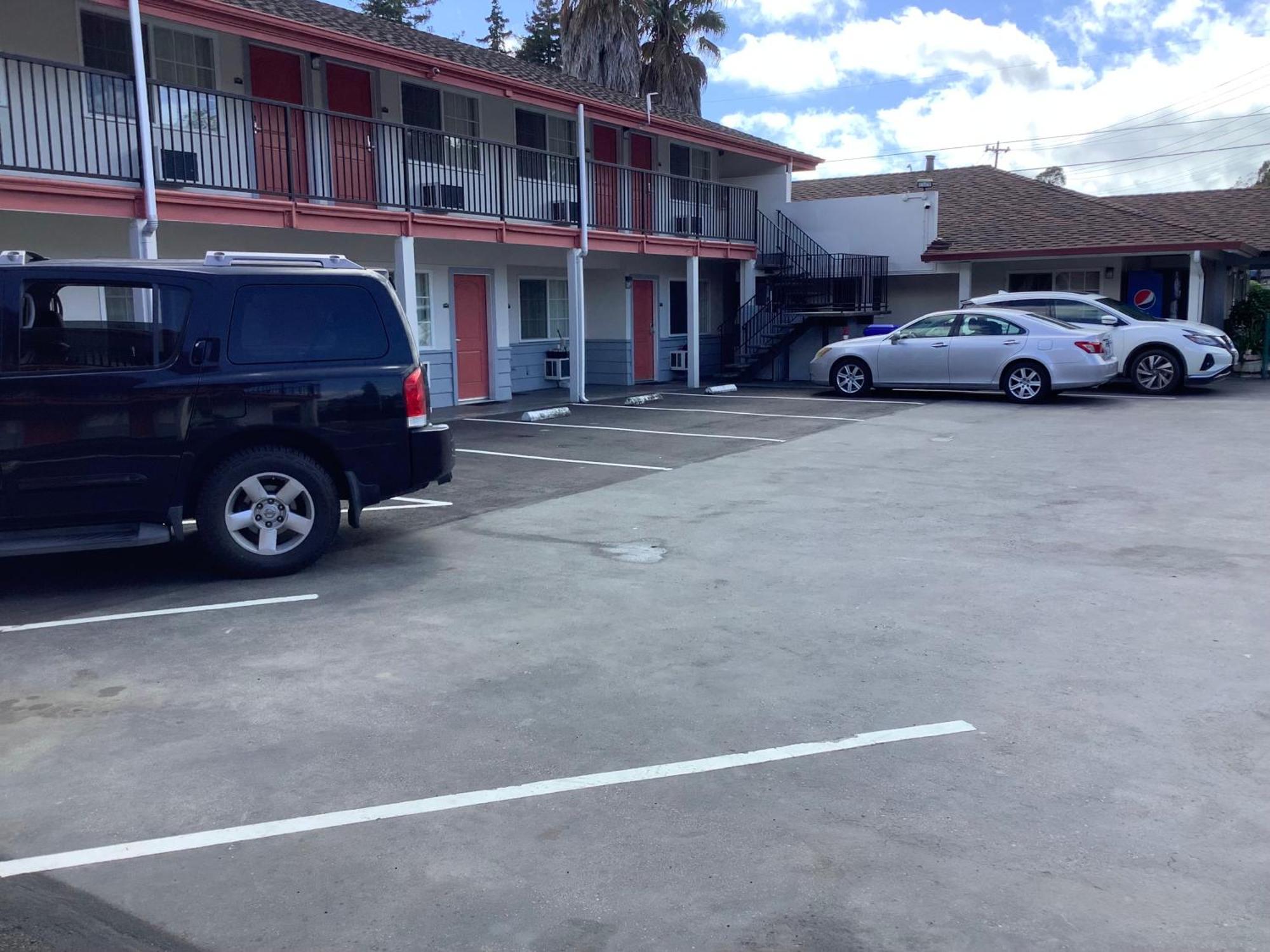 National 9 Motel Santa Cruz Zewnętrze zdjęcie