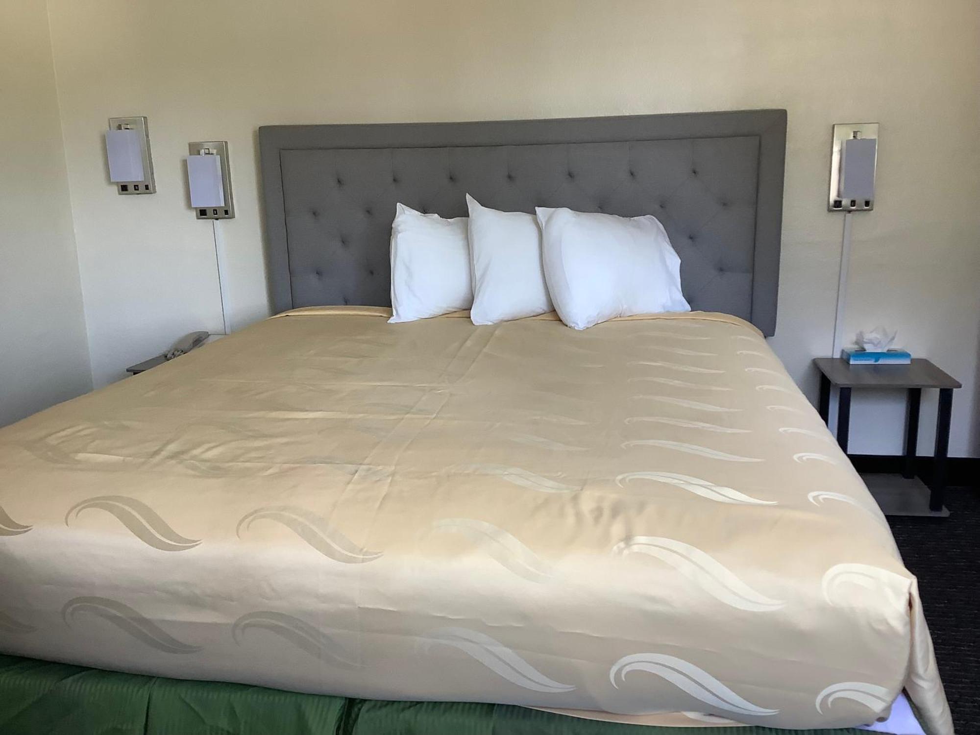 National 9 Motel Santa Cruz Zewnętrze zdjęcie