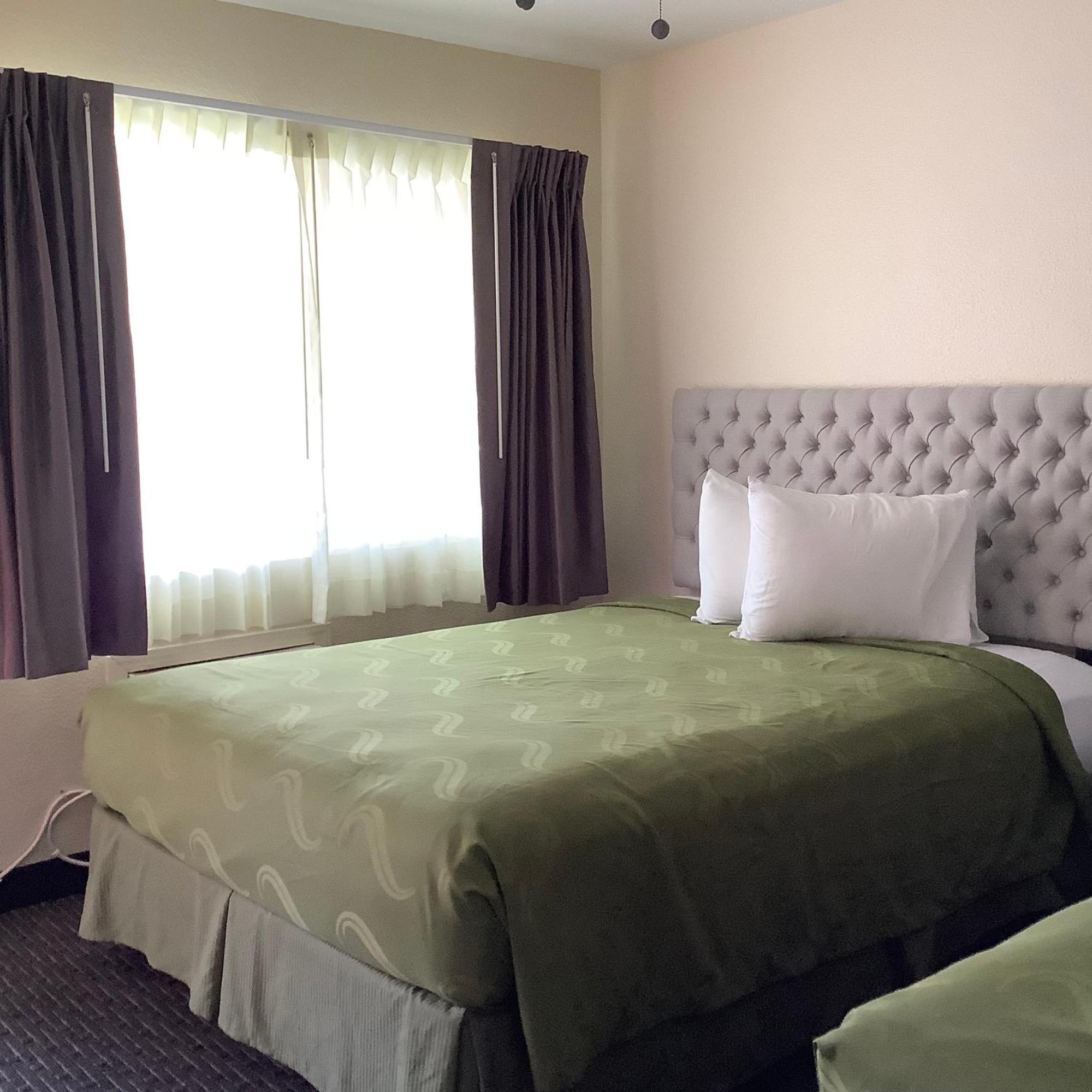 National 9 Motel Santa Cruz Zewnętrze zdjęcie