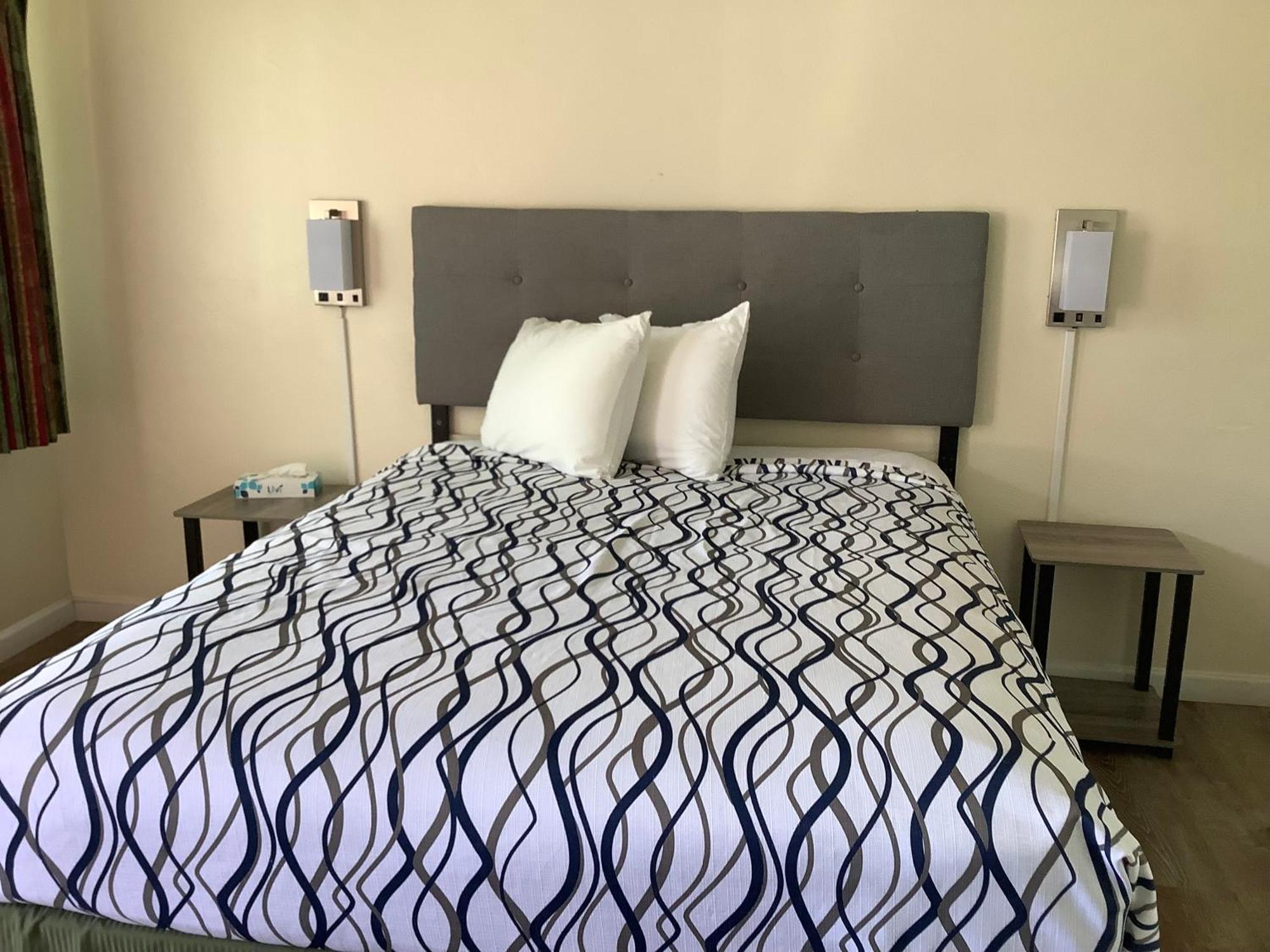 National 9 Motel Santa Cruz Zewnętrze zdjęcie