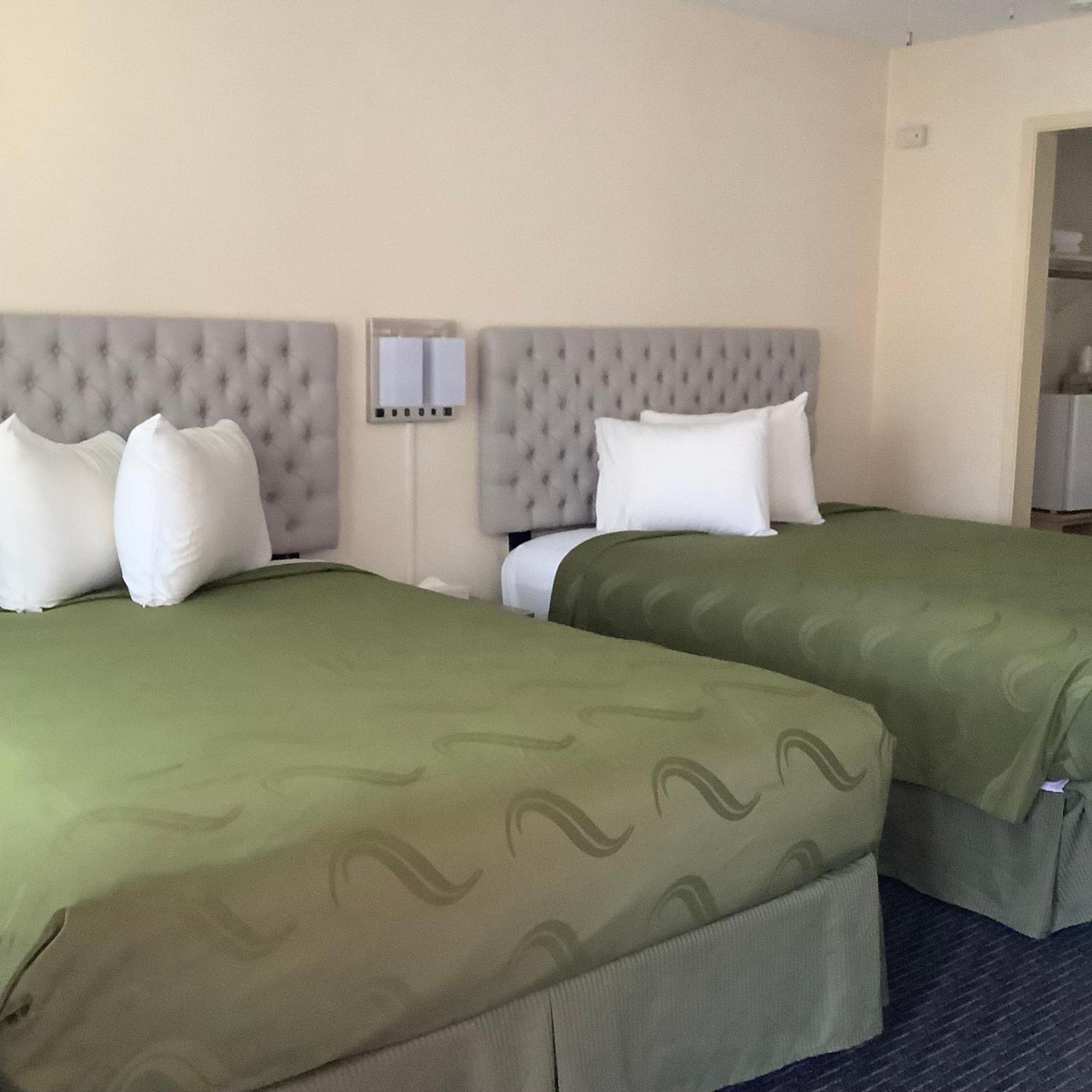 National 9 Motel Santa Cruz Zewnętrze zdjęcie