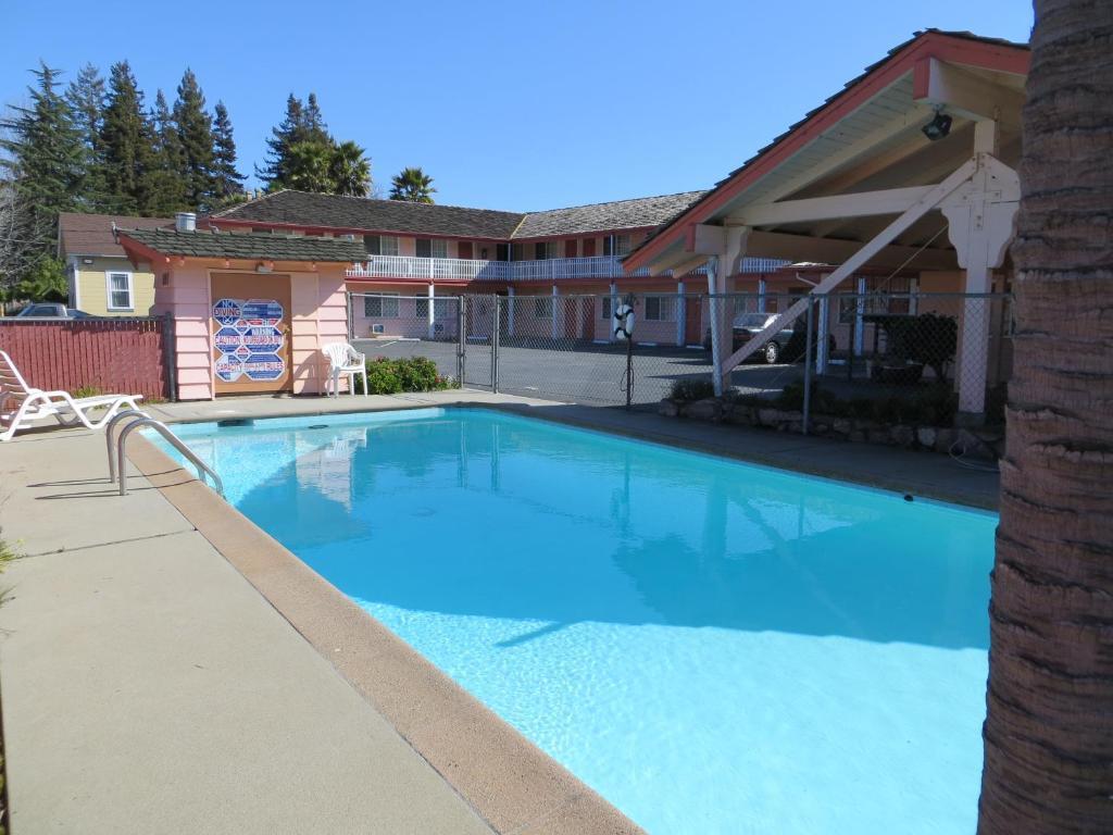 National 9 Motel Santa Cruz Zewnętrze zdjęcie