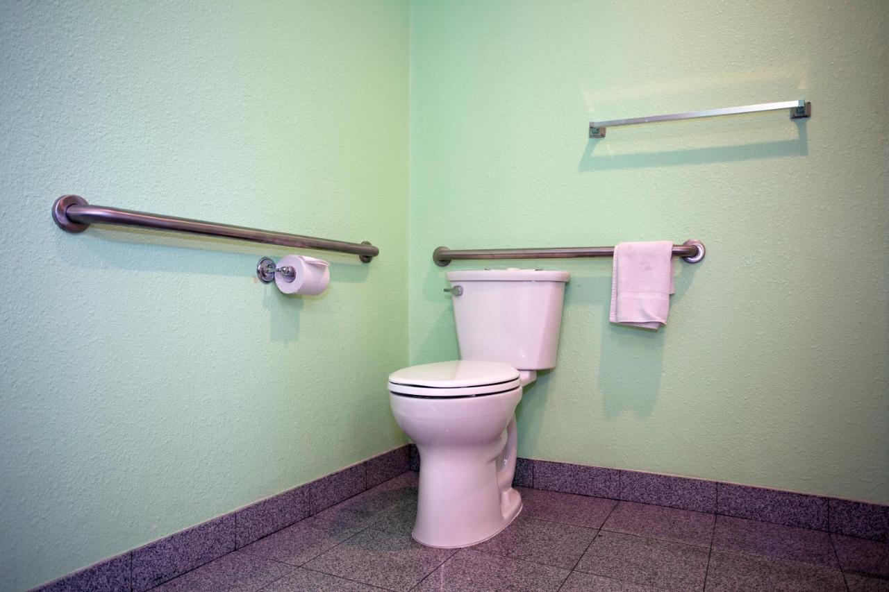 National 9 Motel Santa Cruz Zewnętrze zdjęcie